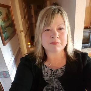 Meet your Posher, Stacy